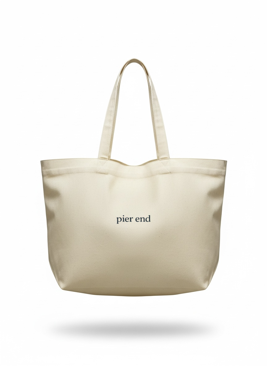 Studio product image of the XL tote bag